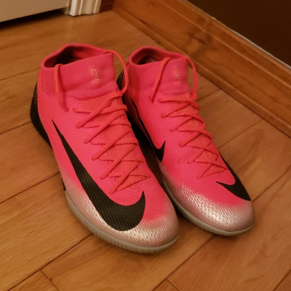 Ronaldo indoor cleats